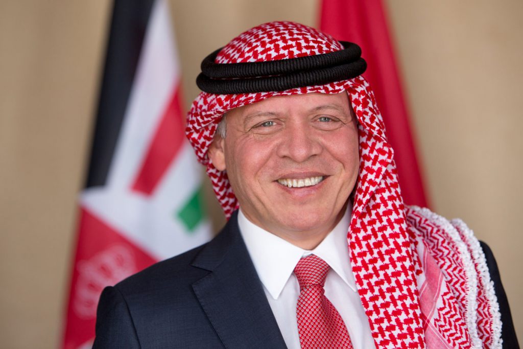 العاهل البحريني يبحث هاتفيا مع الرئيس الفلسطيني سبل تأمين سلامة السكان المدنيين 1 62a5e97a1bfb21702751942