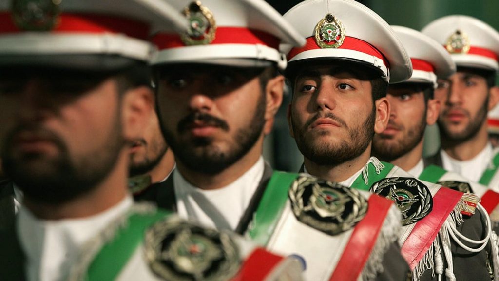 البيت الأبيض يتهم إيران بالتورط في عمليات ضد السفن في البحر الأحمر 1 955821703321886