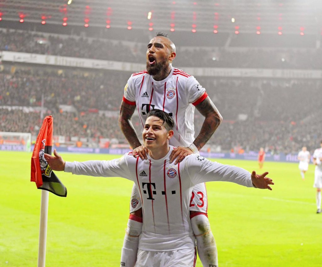 باير ليفركوزن يعزز من صدارته للدوري الألماني بثلاثية نظيفة في آينتراخت فرانكفورت 1 DTZ0EwdW4AAd c1702845905