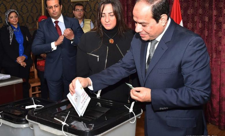 غلق صناديق الاقتراع في اليوم الثاني من انتخابات الرئاسة المصرية في فرنسا مع إقبال كبير من أبناء الجالية 1 FOREIGN2015112308390003000397482991701549003