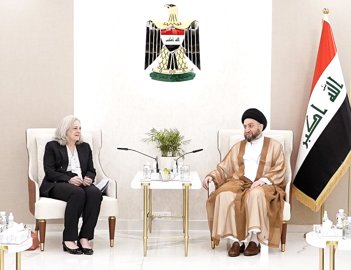 دبلوماسية أمريكية:من الجيد تبادل وجهات النظر مع القادة العراقيين حول تعزيز الشراكة الشاملة 1 FvxTZ LWAAkC2kH1701508263
