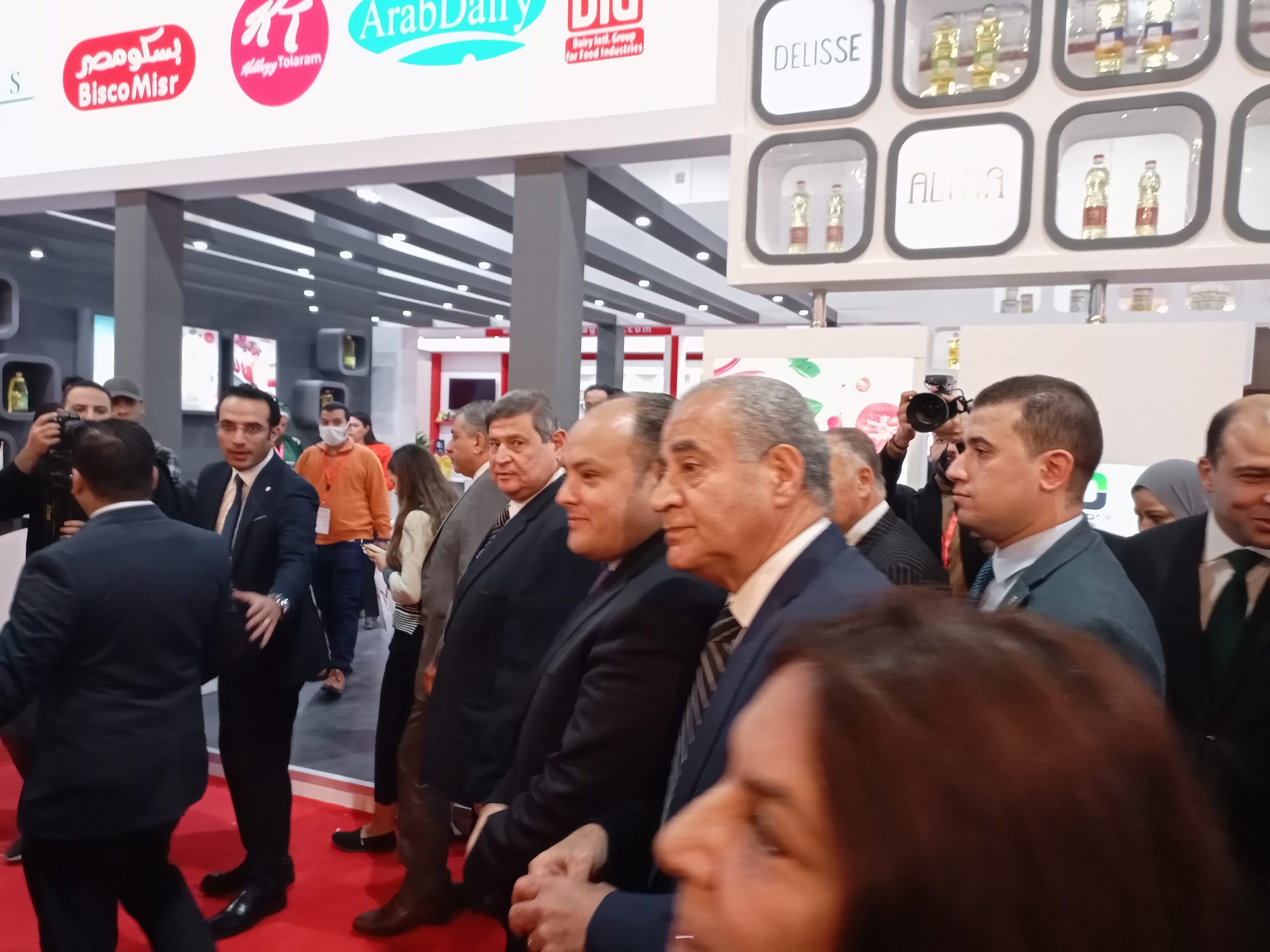 وزراء "التجارة" و"التموين" و"النقل" يفتتحون فعاليات معرض "فوود افريكا" للصناعات الغذائية 1 IMG 20221205 105024 801 scaled 11702381024