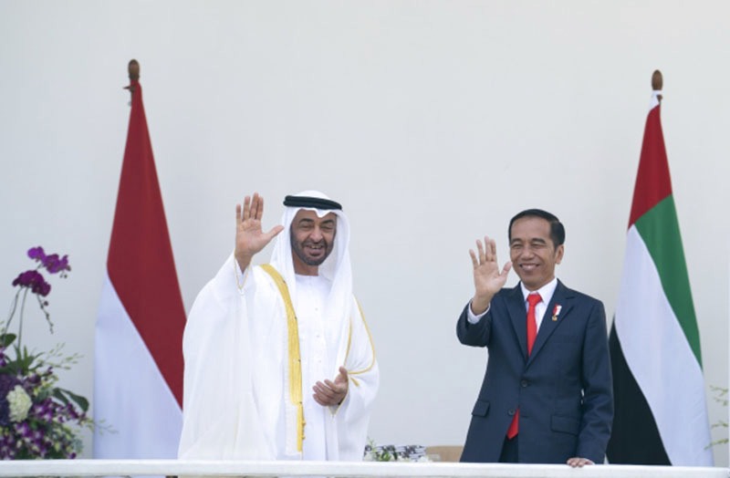 الإمارات وإندونيسيا تبحثان تعزيز التعاون المشترك 1 The UAE and Indonesia are discussing strengthening joint cooperation and tackling Corona1703152684