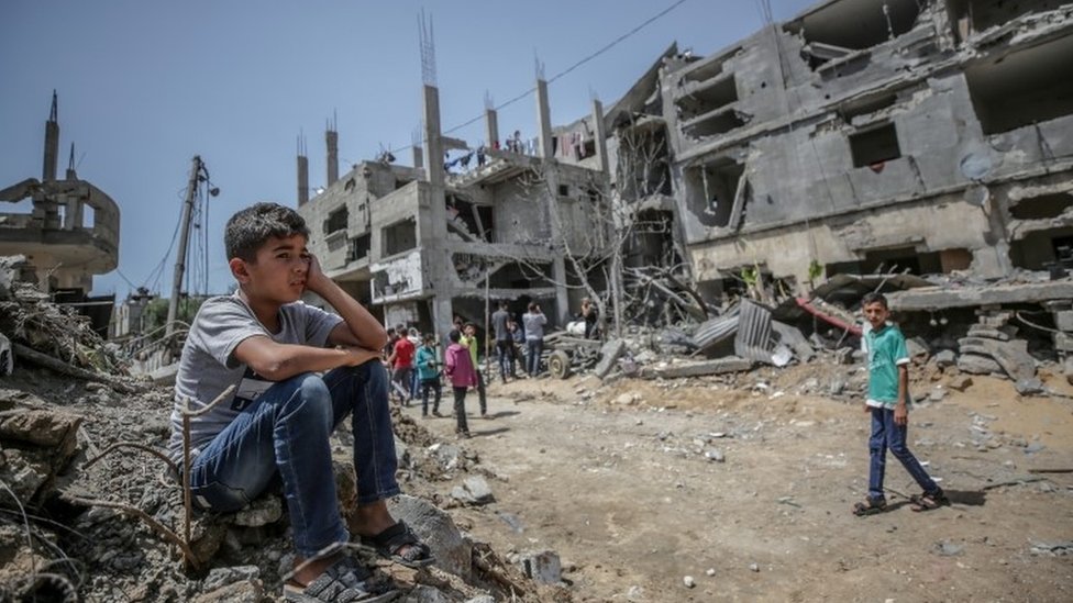فلسطين تقدر جهود مفوض عام "الأونروا" لتأمين وصول المساعدات لقطاع غزة المُحاصر في ظل العدوان الإسرائيلي 1 118610237 mediaitem1186100301702504503