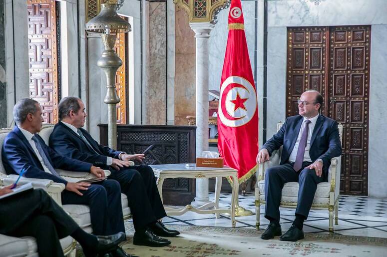 وزير الخارجية الجزائري يبحث مع نظيره الرواندي مستجدات الأوضاع في الشرق الأوسط والساحل 1 b9d08c847a16da56cf3a28ec71d69512 w7751702306923