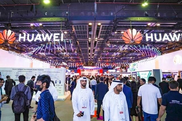 نشرة جلوبال(3):هواوي تكشف عن منتجات مكتبية وصوتية ذكية جديدة تعزز الإبداع في دبي 1 huaweiwelcomesvisitorstoexplorethefutureofthedigitaluniverseasgitexglobal2022opens jpeg1702446783
