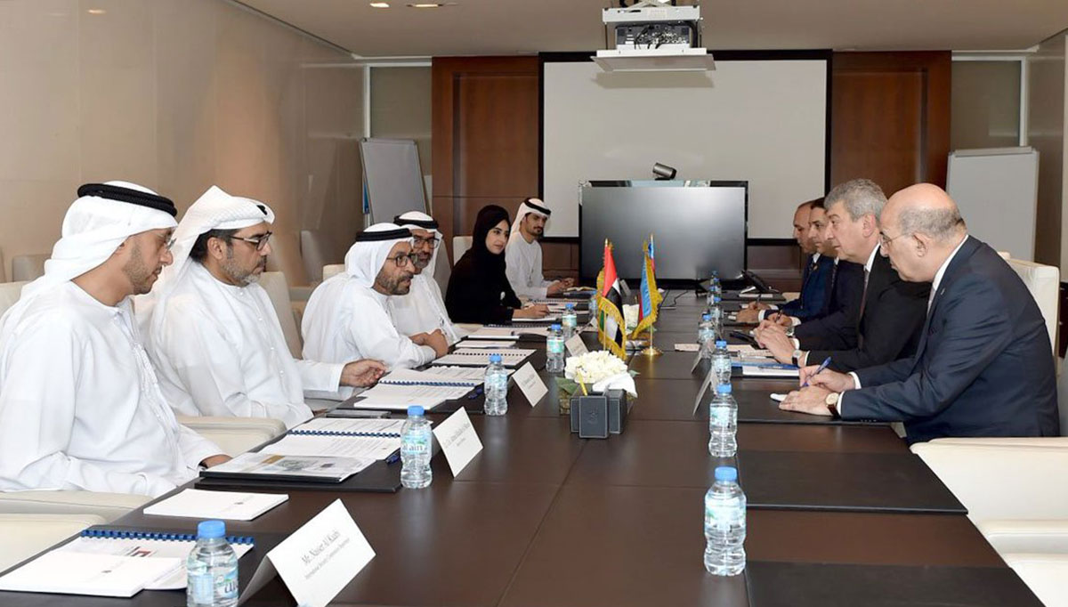 رئيسا الإمارات وأذربيجان يبحثان هاتفياَ علاقات التعاون بين البلدين والقضايا الإقليمية والدولية 1 image1702142343