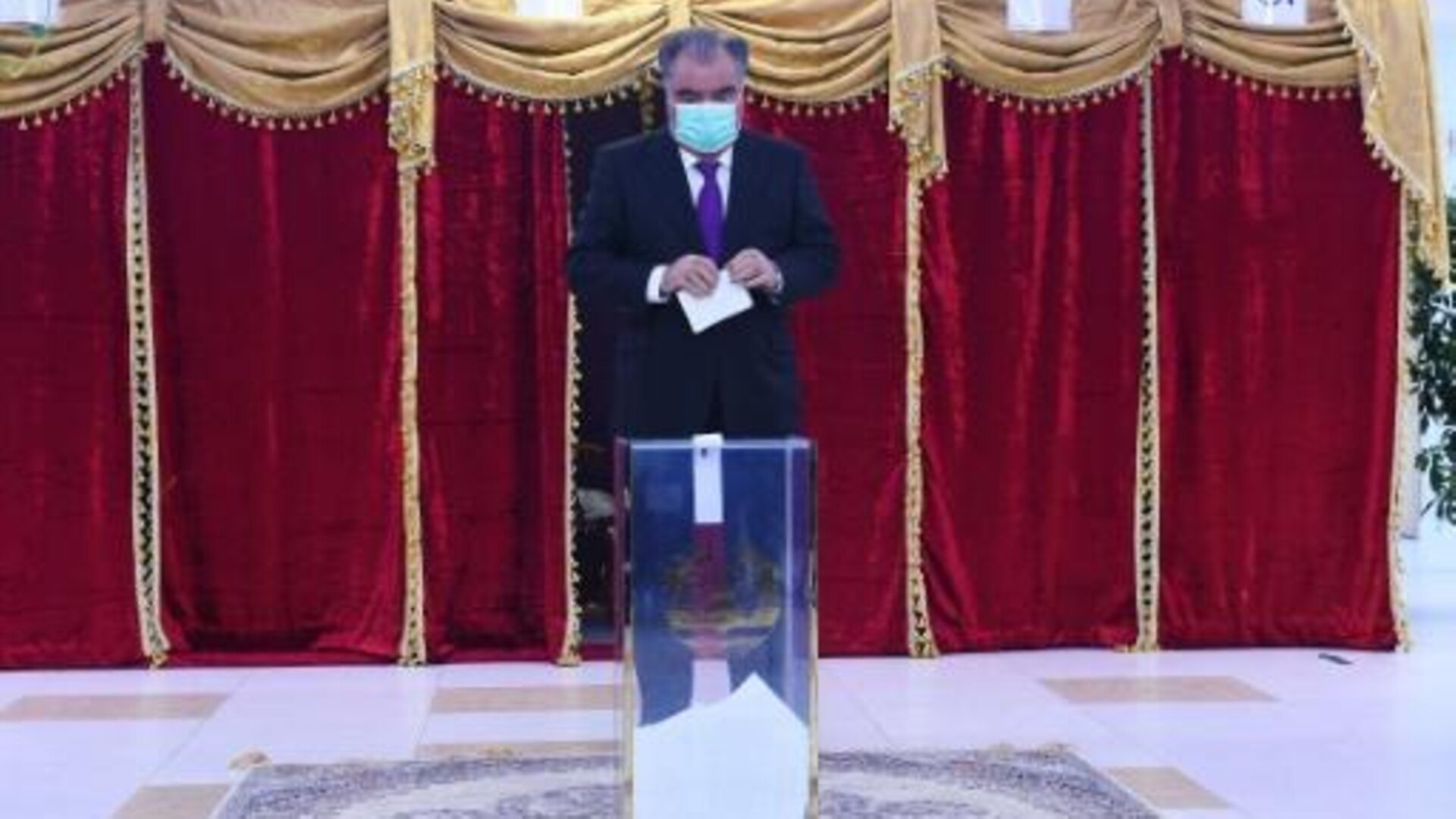 رئيس طاجيكستان: فوز الرئيس السيسي بولاية جديدة يعكس ثقة الشعب في سياسته الهادفة للتنمية 1 image doc 8rw7631703000583