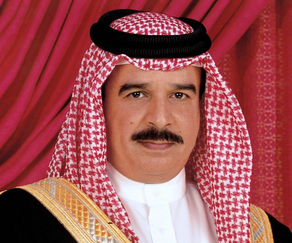 ملك البحرين يبحث هاتفيا مع أمير قطر العلاقات الثنائية وسبل دعمها وتطويرها 1 mebusiness1702051384