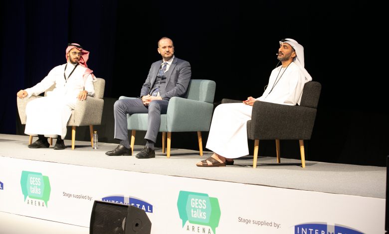 (أسوشيتيد برس): المفاوضون بدبي يضغطون للتوصل لحلول جذرية لأزمة المناخ مع قرب نهاية "كوب-28" 1 rmpp18701702284363