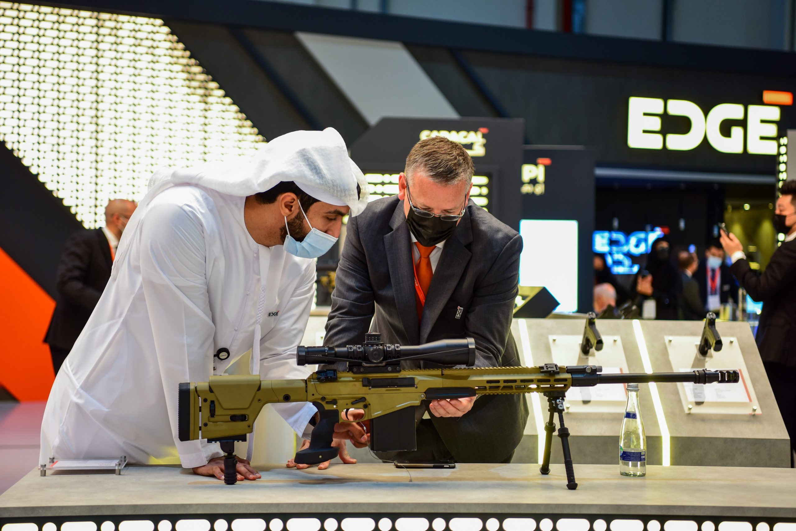 الترجمة الفورية وتوجيه الزائرين.. أبرز مهام فريق متطوعي الشباب والرياضة بـ(إيدكس 2023) 1 فتح باب التسجيل في فعاليات النسخة الـ16 من معرضي آيدكس ونافدكس 2023 2 Copy scaled1701871503