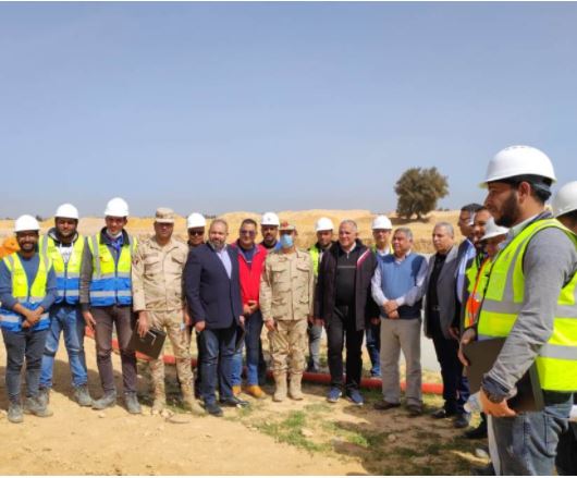 وزير الري: ورش العمل تهدف لتقييم الأداء والتواصل مع القائمين على إدارة المنظومة المائية بالمحافظات 1 وزير الري يتفقد ترعة الحمام1702025344