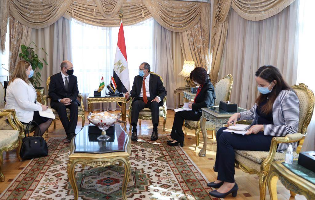 رئيس النيابة الإدارية يبحث مع وزير الاتصالات التعاون في مجالات الميكنة والذكاء الاصطناعي 1 وزير الاتصالات يبحث التعاون مع سفير المجر فى مجالات الذكاء الاصطناعى2 20111703474864011701781384
