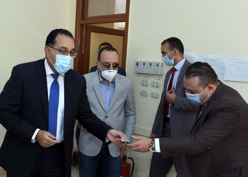 "النواب" يوافق على قرار جمهوري بالتخلي عن الليبور كسعر فائدة مرجعي واستبداله بالسوفر 1 مدبولى يدلى بصوته فى انتخابات مجلس النواب 21704283803