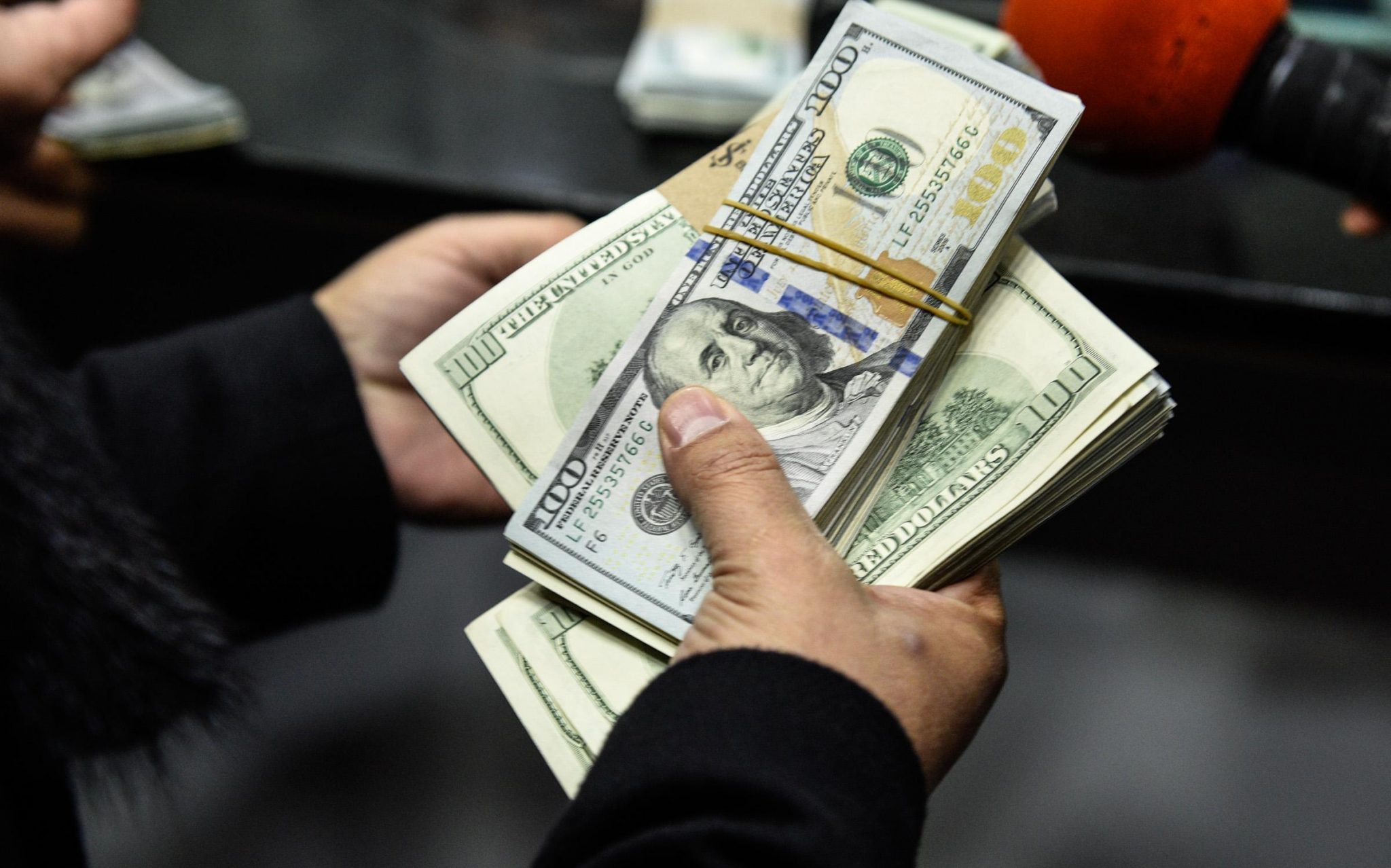 الحكومة: الموافقة على طلبات تخصيص قطع أراض لشركات بنظام البيع بالدولار الأمريكي من خارج البلاد 1 1625742175 513 322101 5b6932b3ae298b08f4975e02