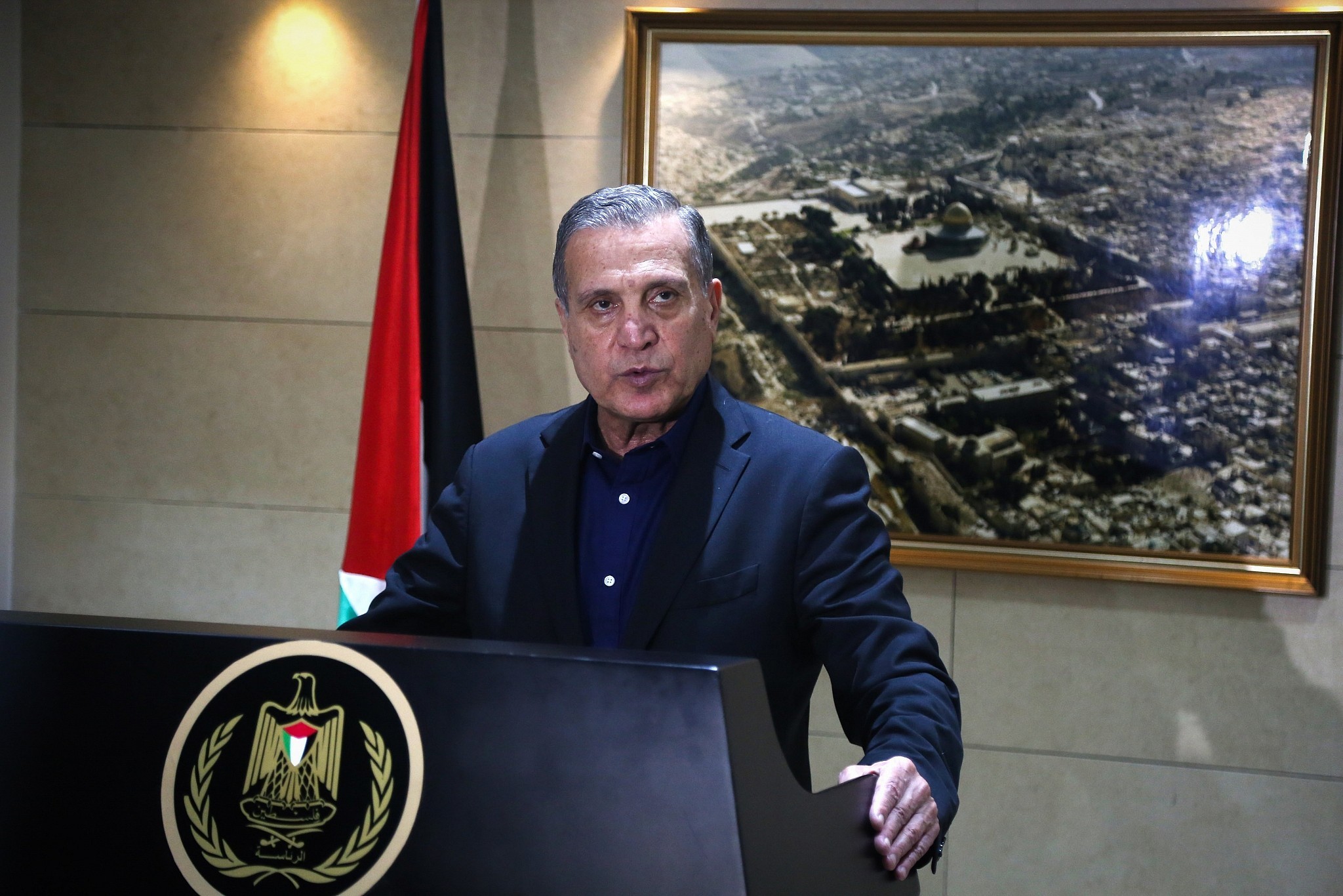 الرئاسة الفلسطينية تُحذر من خطورة التهجير من "خان يونس" لرفح وتعتبرها بمثابة جريمة حرب 1 1645258540blobid01706042043