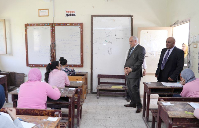 محافظ الجيزة: 200 ألف طالب يؤدون غدا امتحانات الشهادة الإعدادية .. وإنهاء كافة التجهيزات 1 19 2019 636932616746441800 6441705403584
