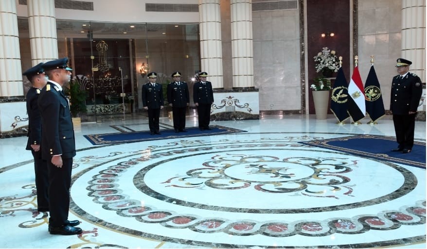 وزير الداخلية يصدق على تخريج طلبة الدور الثاني من كلية الشرطة 1 19 2021 637750912111967019 1961706643724