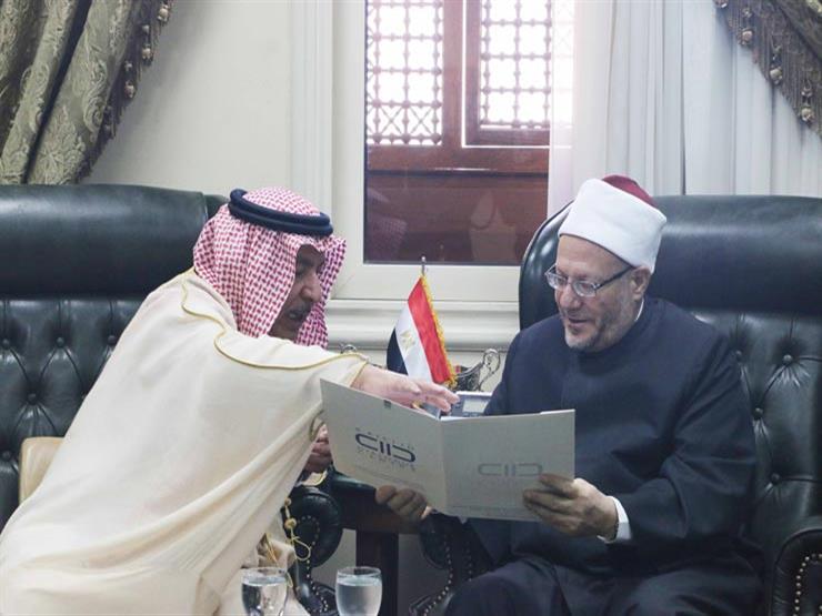 مفتي الجمهورية: الإسلام لم يهدف أبدا إلى صراع الحضارات أو العيش في عزلة وانغلاق عن الآخرين 1 2017 11 5 14 34 53 9361706297343