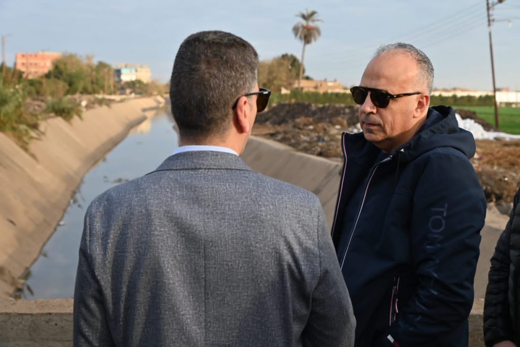 وزير الري: تأهيل الترع يحافظ على سلامة الجسور والقطاع المائي للسماح بإمرار التصرفات 1 2022 638075681421675824 1671705395962