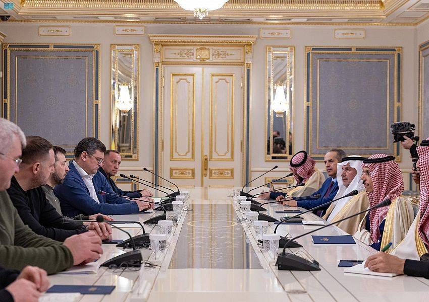 وزيرة الخارجية اليابانية لزيلينسكي: ندعم خطة السلام الأوكرانية 1 21622081704693783
