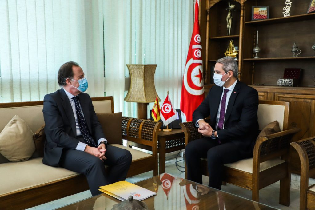 تونس وإسبانيا تؤكدان أهمية تعزيز التعاون الثنائي في مجالي الزراعة والمياه 1 257942955 219735493622560 7120305166471278172 n 1536x10241706569623