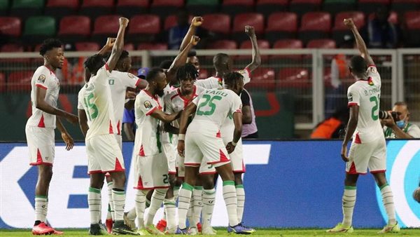 أنجولا تفوز على بوركينا فاسو 2ـ0 وتتصدر المجموعة الرابعة بكأس الأمم الإفريقية 1 4481706048283