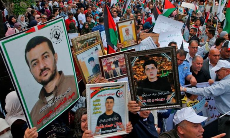 مؤسسات فلسطينية: 11 ألف فلسطيني اعتقلوا خلال عام 2023 نصفهم بعد "طوفان الأقصى" 1 520187198403371704299224