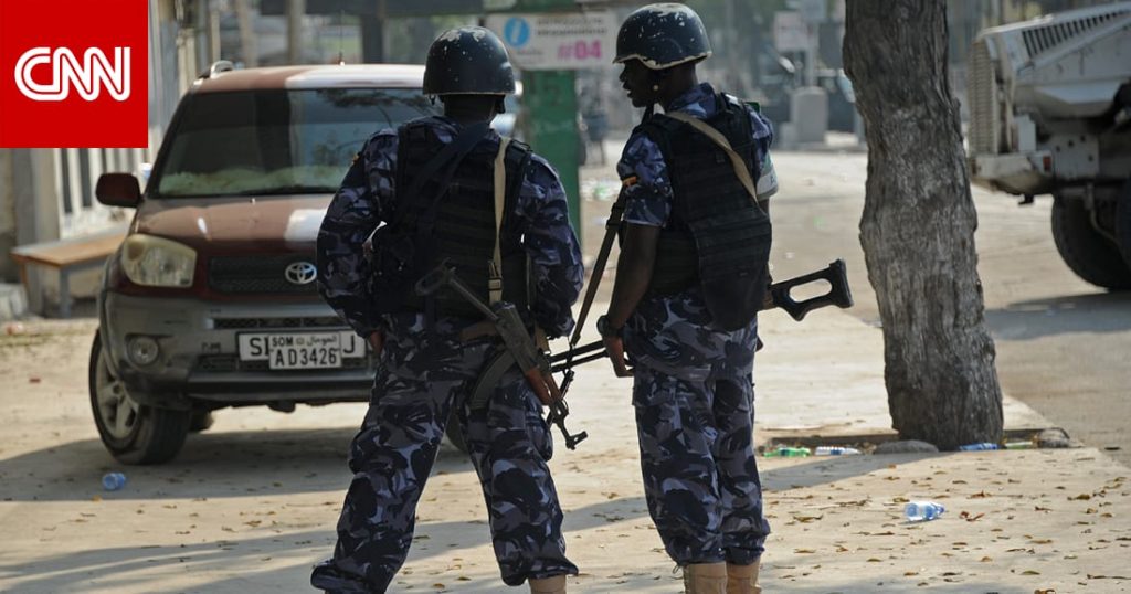 الشرطة الصومالية: مقتل وإصابة 5 اشخاص في تفجير انتحاري بمقديشو 1 694701705406043
