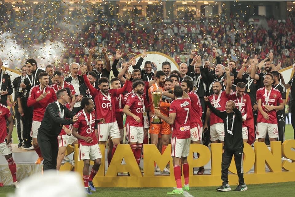 الخطيب يشكر دولة الإمارات ويهدي جائزة "جلوب سوكر" لجماهير الأهلي والعامري فاروق 1 IMG 84061705689183
