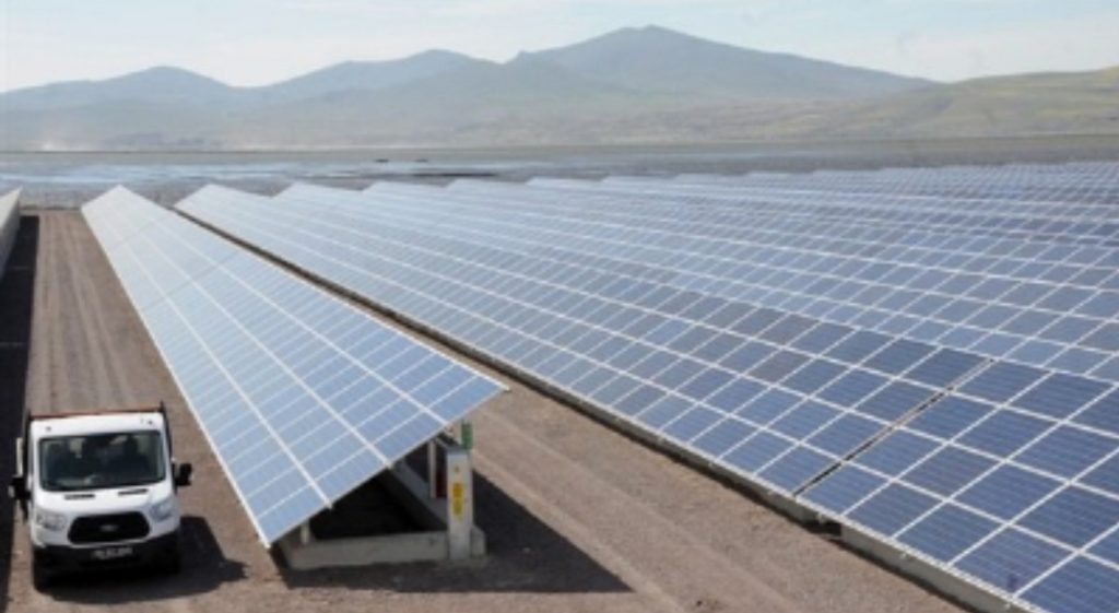 جلوبال (5): GameChange Solar تفتتح مصنعًا لتتبع الطاقة الشمسية في البرازيل 1 SmartSelect 20190324 132311 Facebook1706020085