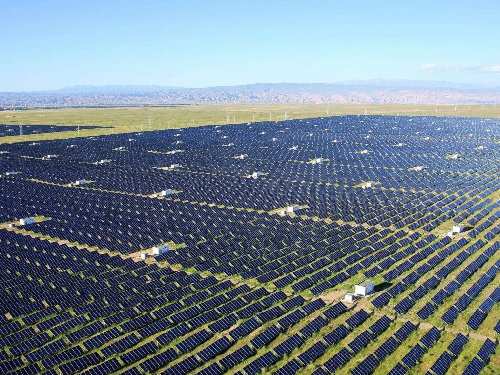 نشرة جلوبال(1):مجموعة FSP تطلق نظام EnerX 3000 لتخزين الطاقة ومحولات الطاقة الكهروضوئية من سلسلة LightUp الجديدة 1 e88046a78b09ab7e9b1dc2cf6ce6bc8f1706074143