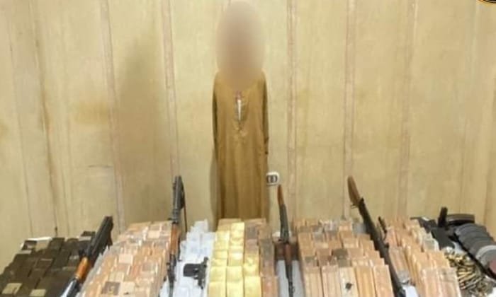 ضبط عنصر إجرامي بكفرالشيخ لترويجه المخدرات عبر "فيس بوك" وبحوزته كمية من الحشيش قيمتها 1.4 مليون جنيه 1 elaosboa620411706267763