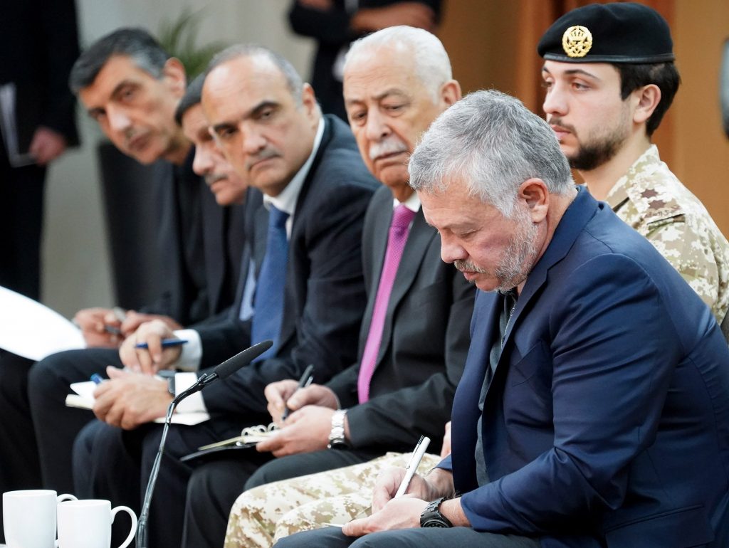 العاهل الأردني يؤكد ضرورة مواكبة التكنولوجيا الحديثة في قطاعات القوات المسلحة كافة 1 f60076c92eeb6e6473d368c8d0799f3c1705502589