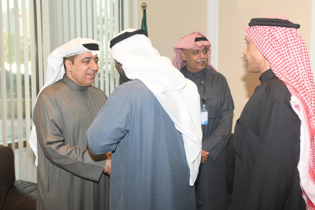 وزير الكهرباء الكويتي يؤكد إلتزام بلادة بالتوسع في إنشاء مشروعات الطاقة المتجددة 1 f8065279 eee8 4759 94ea 2c67cc0f25da1706278085