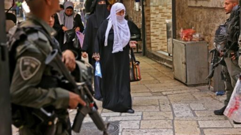 الصحة الفلسطينية: 6 شهداء بقصف لطائرة مُسيرة إسرائيلية في "جنين" شمال الضفة الغربية 1 image doc 32ka4qw1704614102