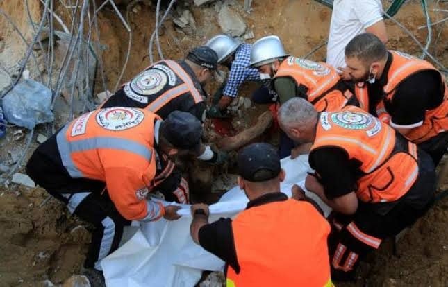 "صحة غزة": الاحتلال ارتكب 14 مجزرة أسفرت عن 215 شهيدًا خلال 24 ساعة وأوضاع النازحين كارثية 1 images 3 2 645x414 11706543283