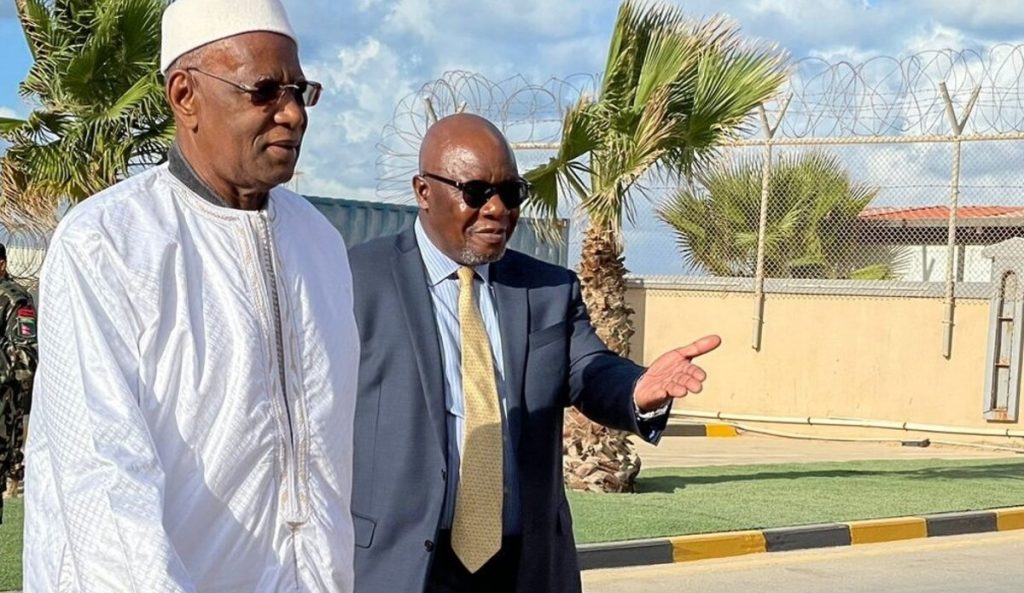 المملكة المتحدة تعلن تمويلا إضافيا لمكتب الأمم المتحدة للدعم في الصومال 1 srsg arrival tripoli oea 14 oct 01706098083