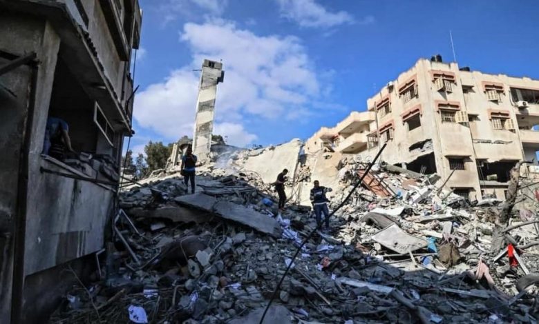 "صحة غزة": الاحتلال الإسرائيلي ارتكب 13 مجزرة خلال الـ24 ساعة الماضية 1 svAmb1705065425