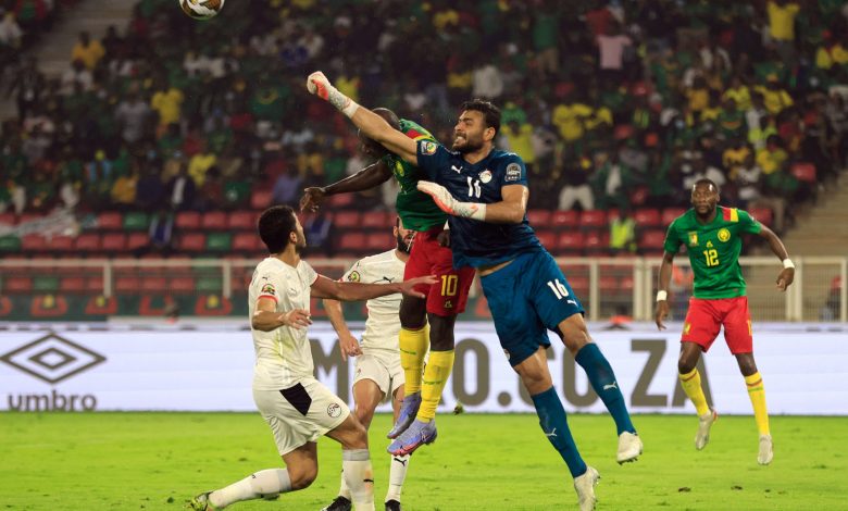 تألق الحارس محمد أبو جبل في مباراة منتحب مصر أمام المستضيف الكاميرون في بطولة أمم أفريقيا scaled1705860726