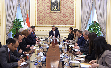 مدير الوكالة الأمريكية للتنمية الدولية: الولايات المتحدة تفخر بشراكتها العريقة مع مصر 1 رئيس الوزراء يلتقي مديرالوكالة الامريكية للتنمية الدولية1708857963