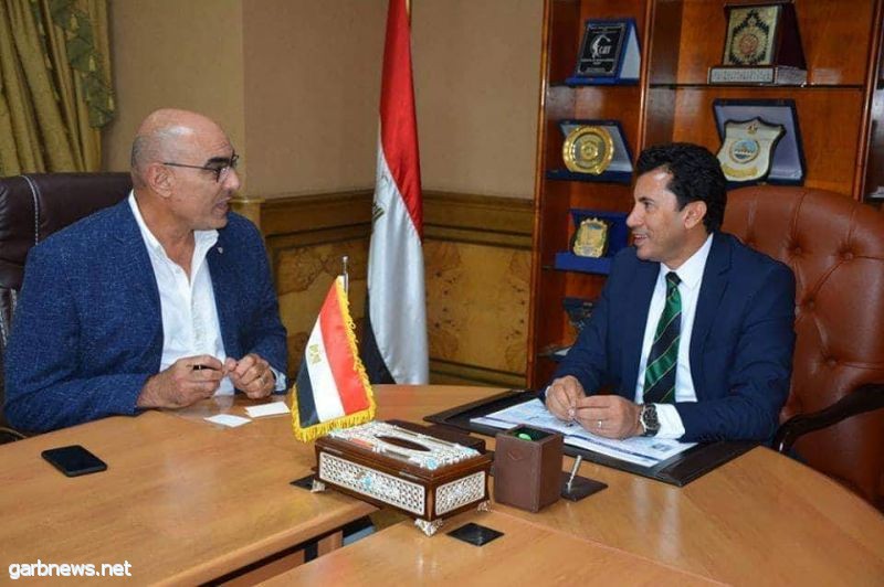 وزير الرياضة يناقش مع رئيس الاتحاد المصري والعربي لـ"الميني فوتبول" الخطط والبرامج المستقبلية للعبة 1 112762 01707328204