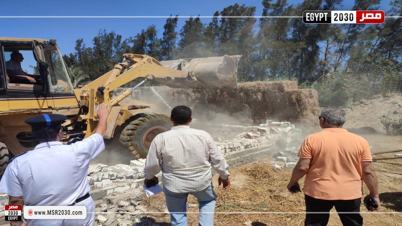 محافظ الإسكندرية يوجه بإيقاف حالات التعد على الأراضي الزراعية ورصد المتغيرات المكانية وإزالتها 1 125566 W1708540984