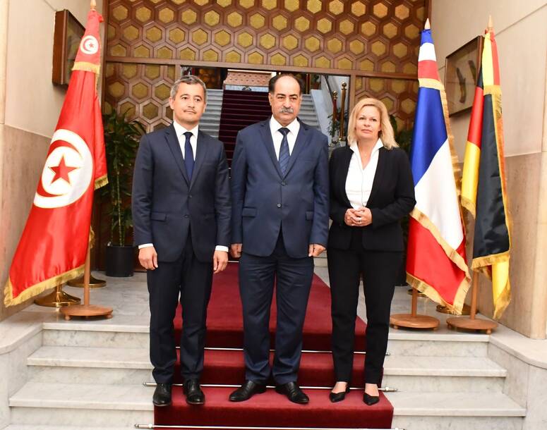 وزير موريتاني: الهجرة غير النظامية تشكل تحديا دوليا 1 1504e0e3eeefee41cebb9e84be991074 w7751707843426