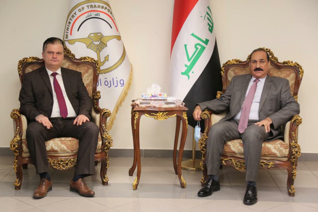 وزير الطيران المدني يبحث مع وزير النقل والاتصالات البلغاري سبل تعزيز التعاون بين البلدين 1 1613385761846318 01707592203