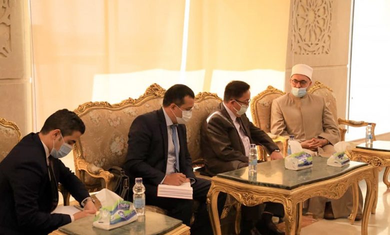 أمين "البحوث الإسلامية" يبحث مع وفد من مركز نور سلطان بكازاخستان التعاون المشترك في مجال الحوار بين الأديان 1 19 2021 637489125550988476 981708277223