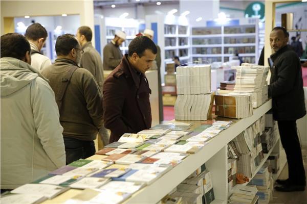 انطلاق فعاليات اليوم العاشر لجناح الأزهر بمعرض الكتاب.."فلسطين في القلب" و"الأخوة الإنسانية" قيم حاضرة بقوة 1 202001210953057531706959383
