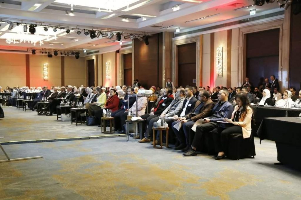 رئيس هيئة الدواء يبحث مع وفد دستور الأدوية الأمريكي برامج التعاون المشترك 1 2023 3 9 20 48 30 8321708269303