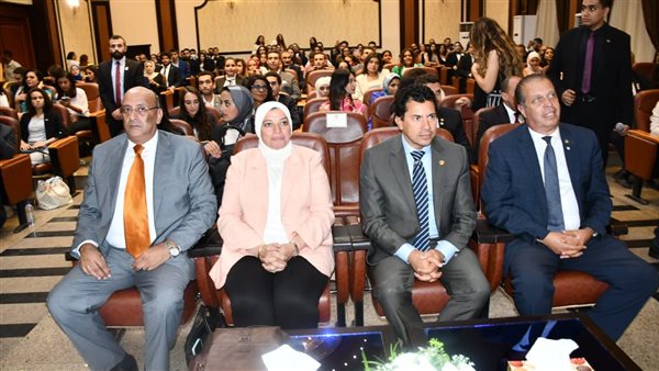 وزير الرياضة في لقاء حواري مع الكيانات الشبابية بالدقهلية: نعمل مع الشباب لتقديم مواهبهم وبناء قدراتهم 1 2531708275306