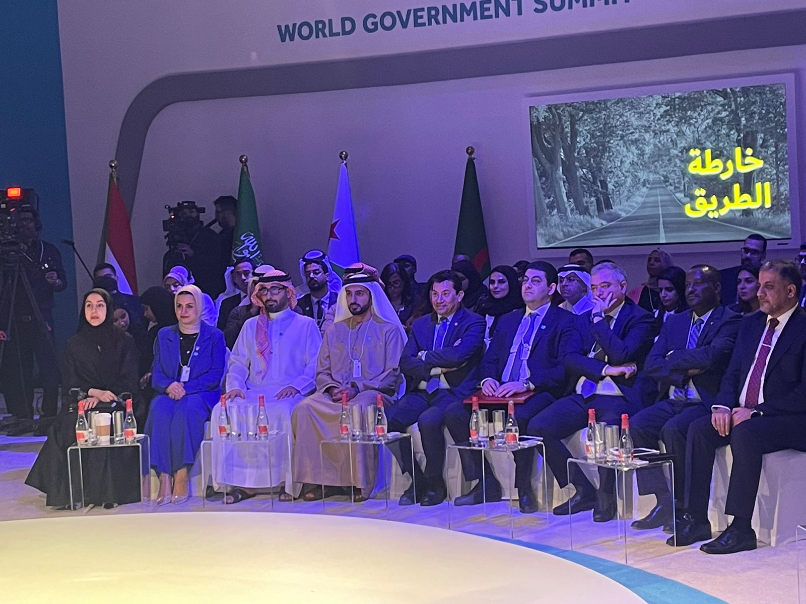 266138 الاجتماع العربي للقيادات الشابة بالإمارات (2)1707655803
